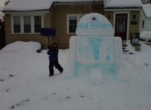 Funny Picture - Snow-2D2