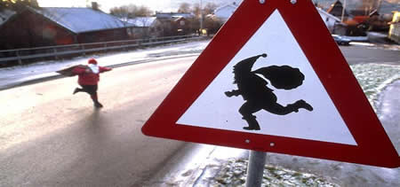 Funny Picture - Santa Crossing - Christmas Card