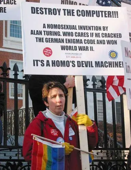 Funny Picture - Computers Are For Homos