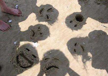 Funny Picture - Beach Heads