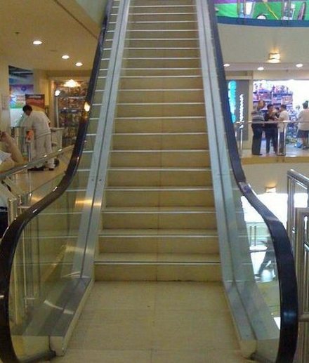 Funny Picture - Esca-stairs